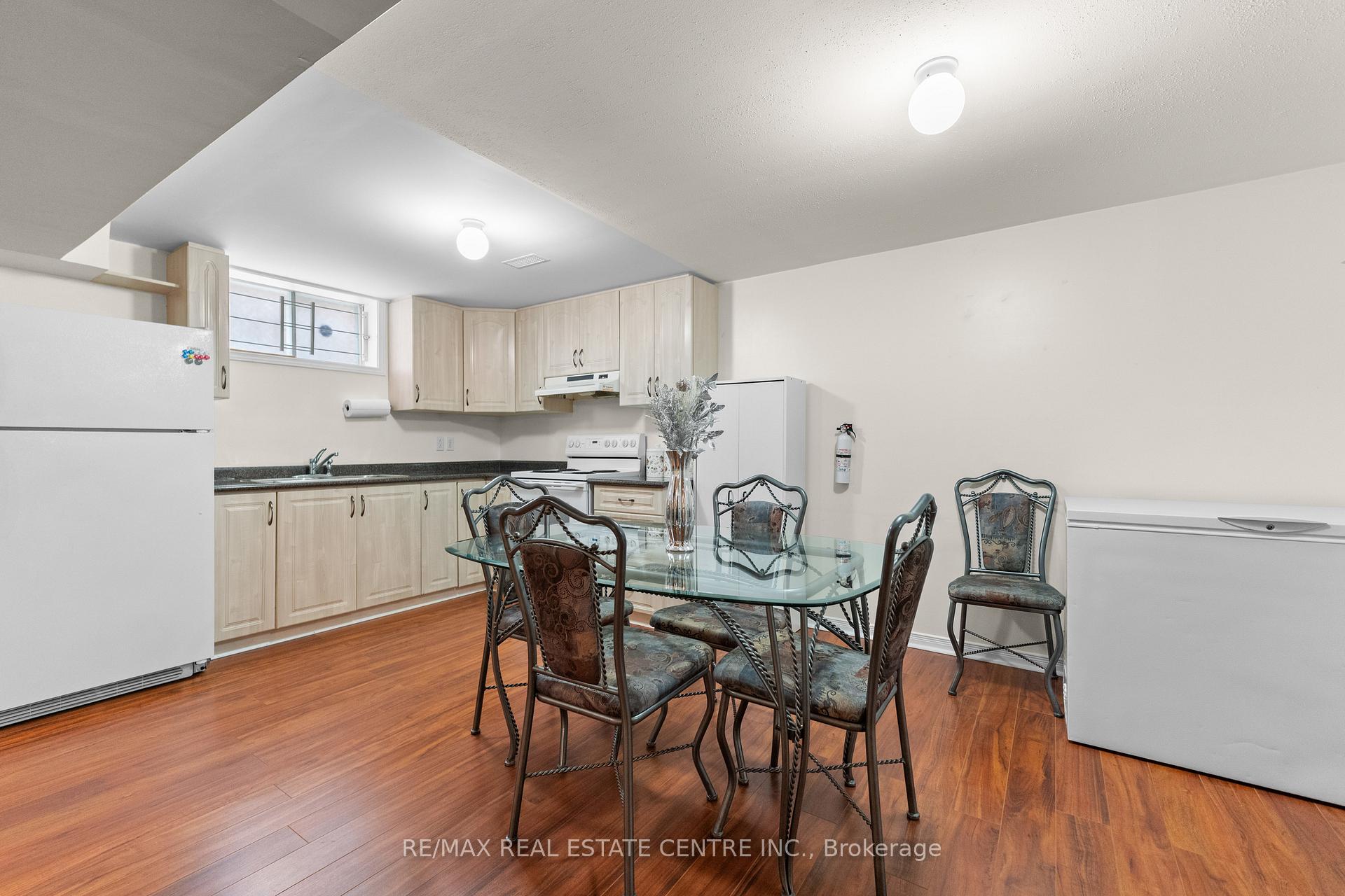 Photo 23 of 154 Sunny Meadow Boulevard, Brampton, Sandringham-Wellington — HOMEH