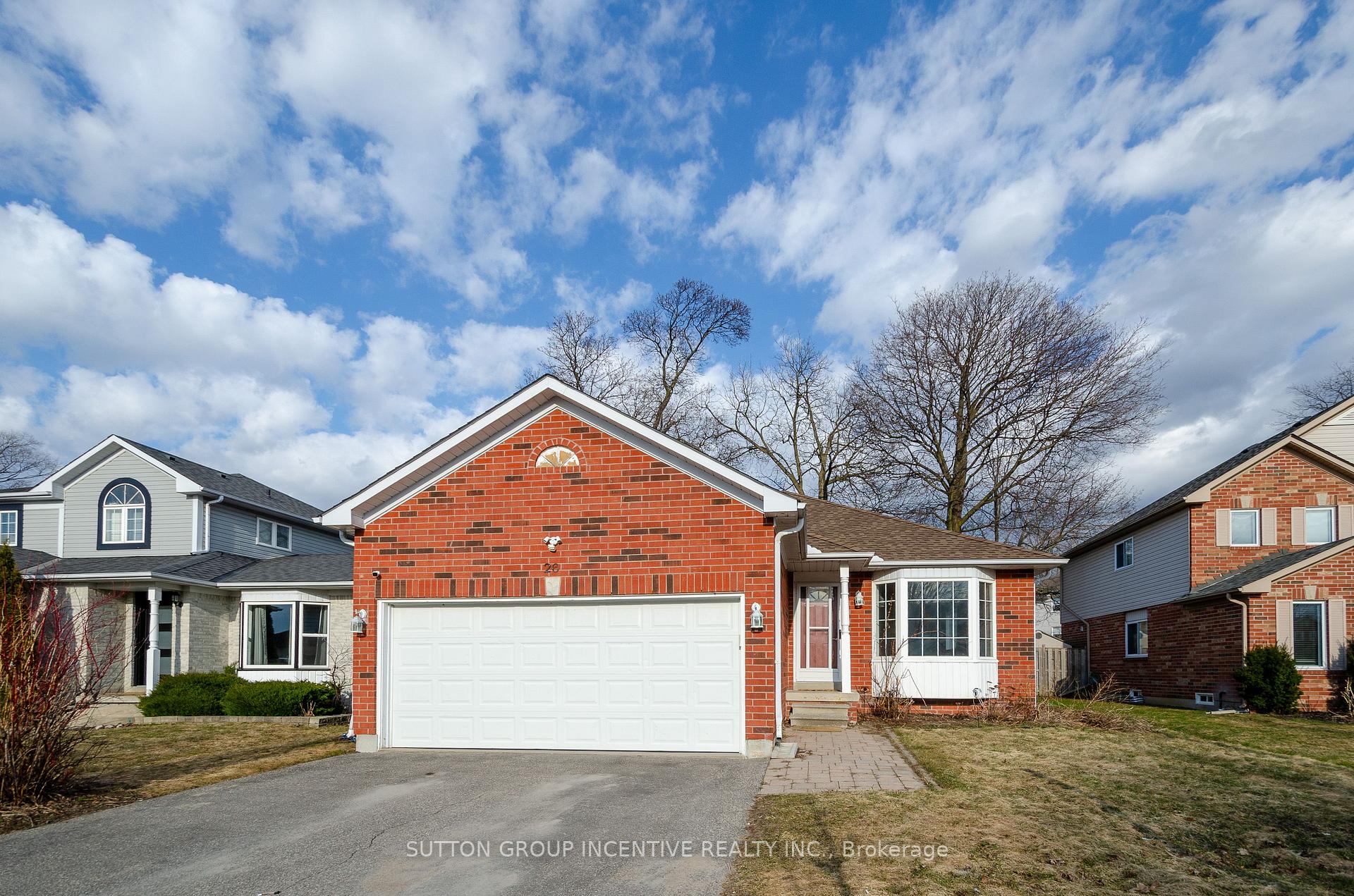 Photo 23 of 26 Ingram Court, Barrie, Painswick North — HOMEH