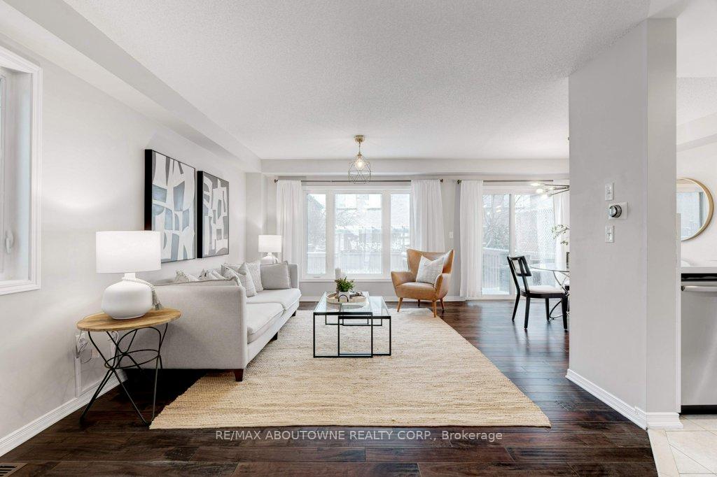 Photo 6 of 4192 Thomas Alton Boulevard, Burlington, Alton — HOMEH