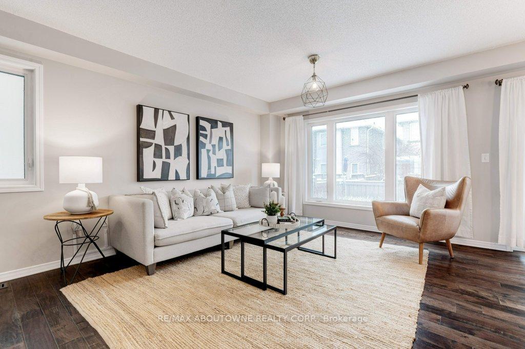 Photo 7 of 4192 Thomas Alton Boulevard, Burlington, Alton — HOMEH