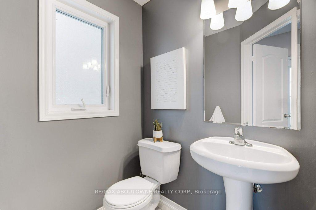 Photo 16 of 4192 Thomas Alton Boulevard, Burlington, Alton — HOMEH