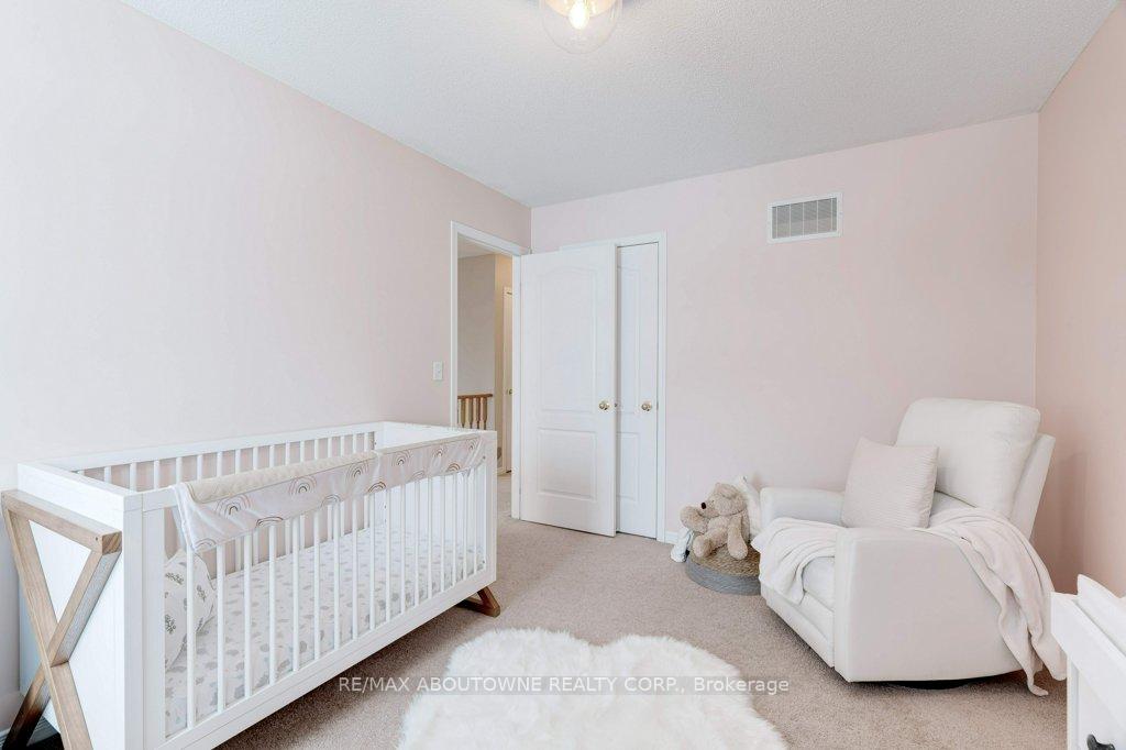 Photo 25 of 4192 Thomas Alton Boulevard, Burlington, Alton — HOMEH