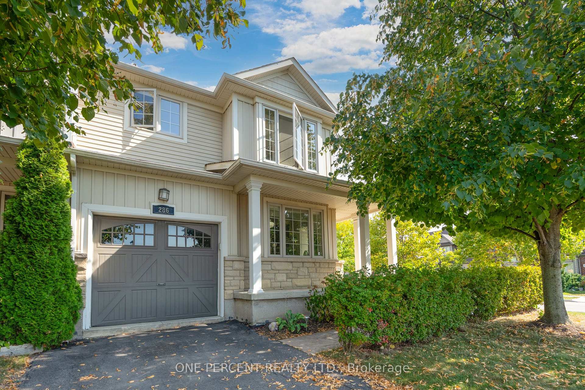 Photo 1 of 286 Fall Fair Way, Hamilton, Binbrook — HOMEH