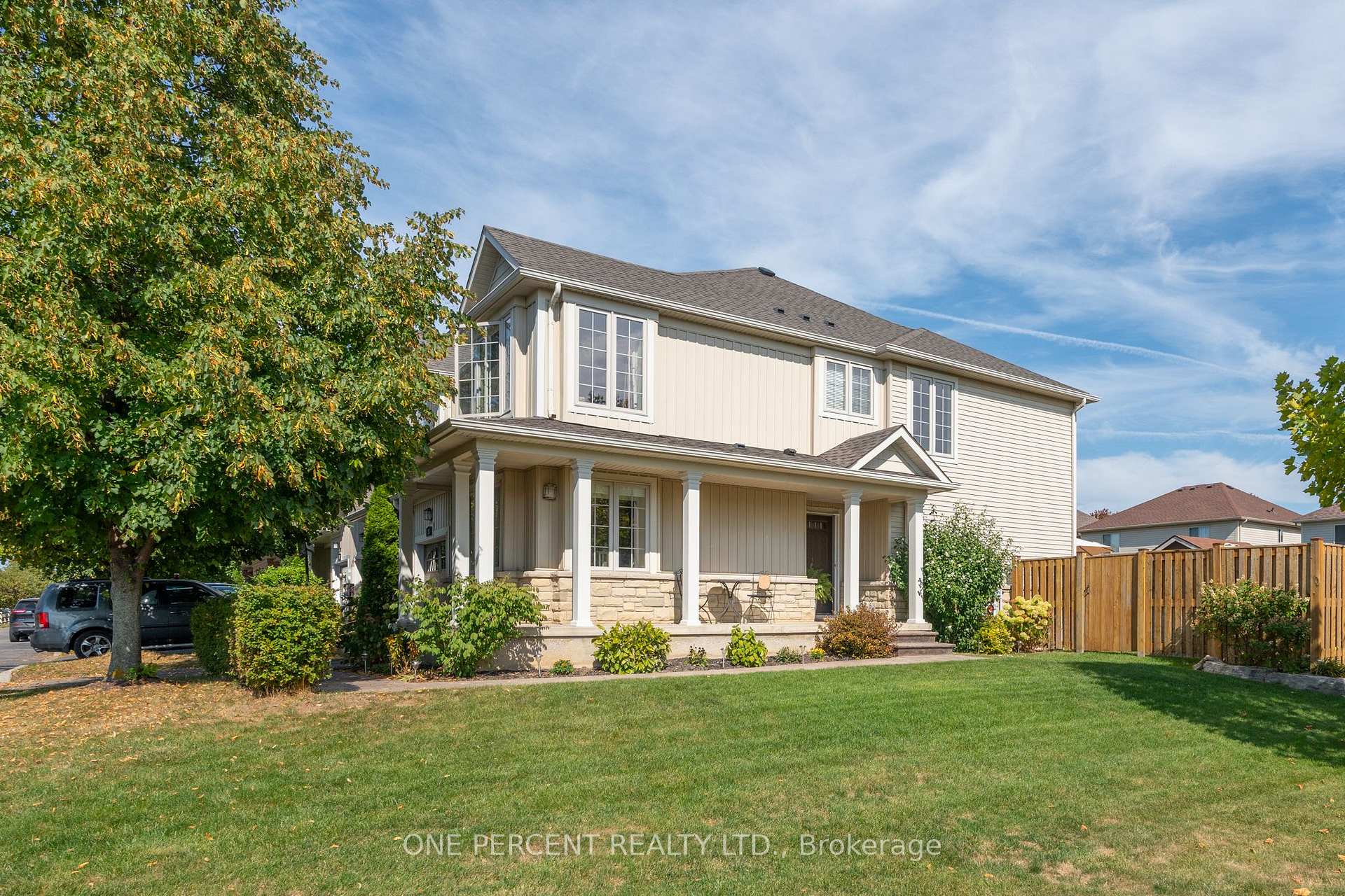 Photo 2 of 286 Fall Fair Way, Hamilton, Binbrook — HOMEH