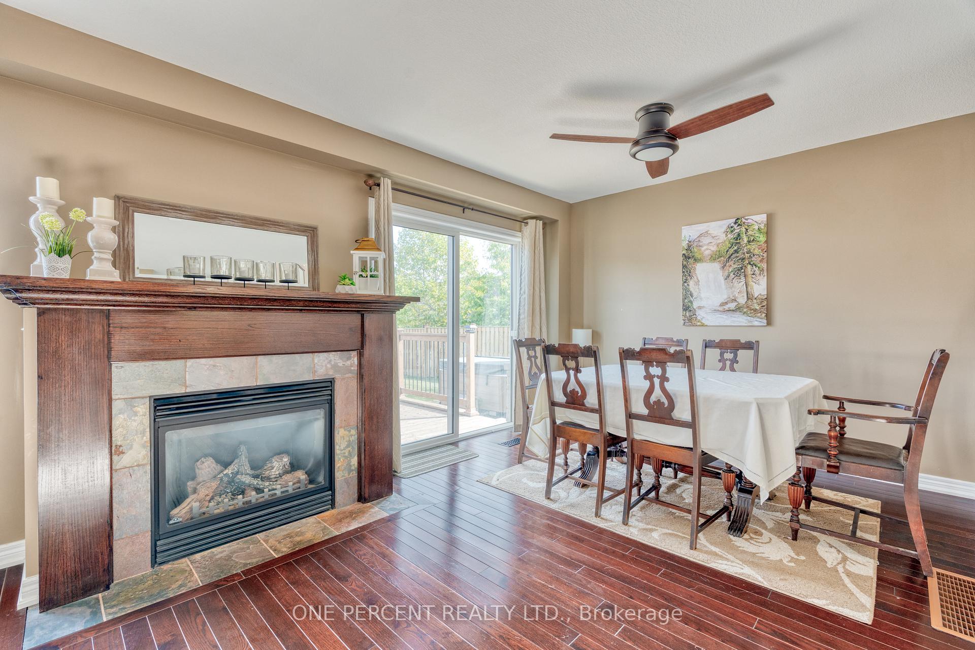 Photo 10 of 286 Fall Fair Way, Hamilton, Binbrook — HOMEH