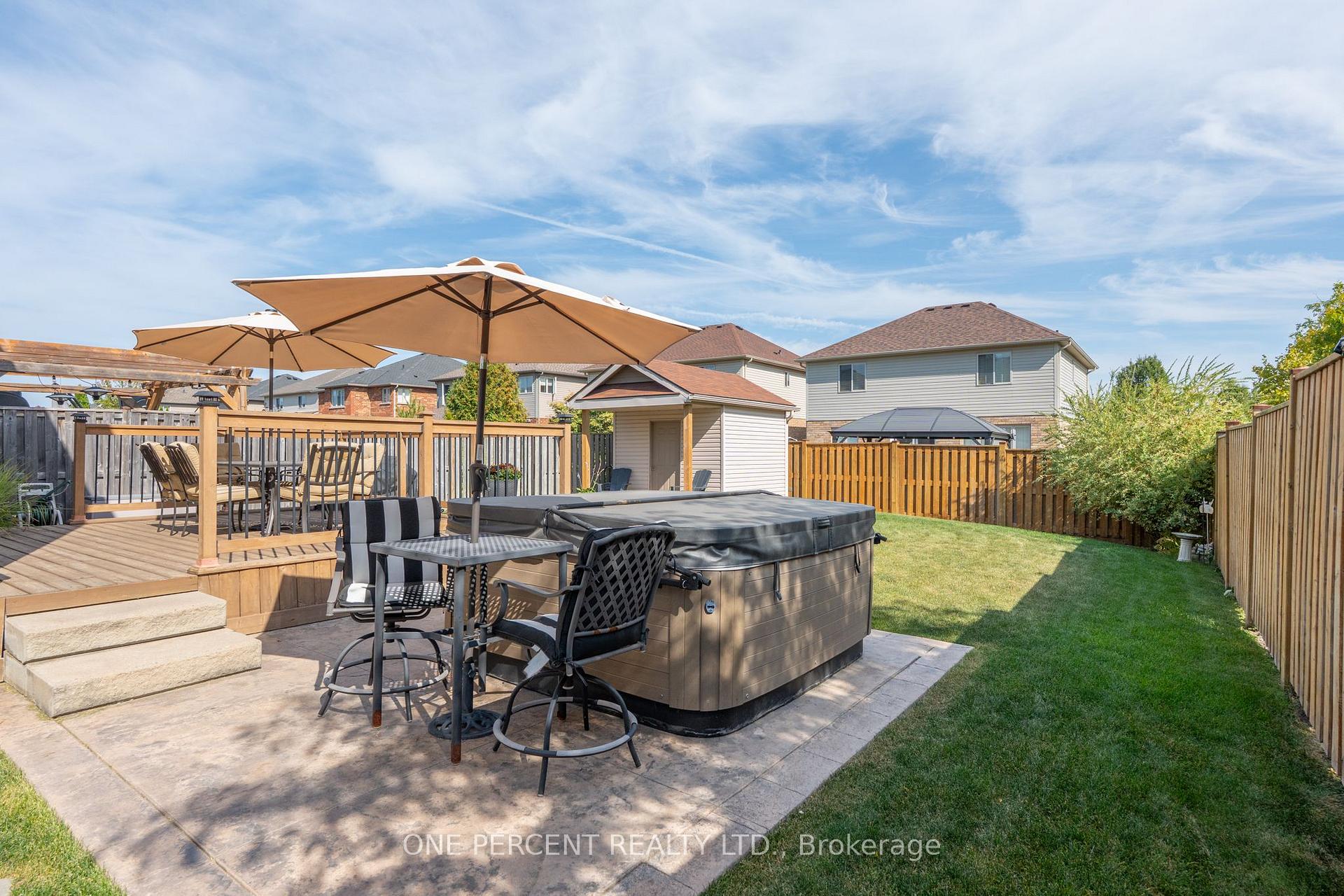 Photo 32 of 286 Fall Fair Way, Hamilton, Binbrook — HOMEH