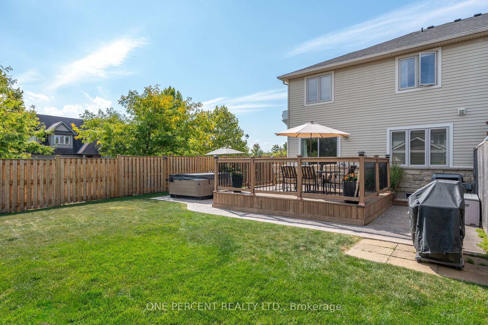 Photo 35 of 286 Fall Fair Way, Hamilton, Binbrook — HOMEH