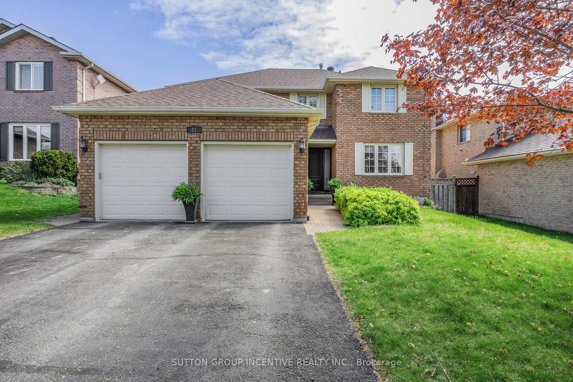 Photo 1 of 21 Callaghan Drive, Barrie, Letitia Heights — HOMEH