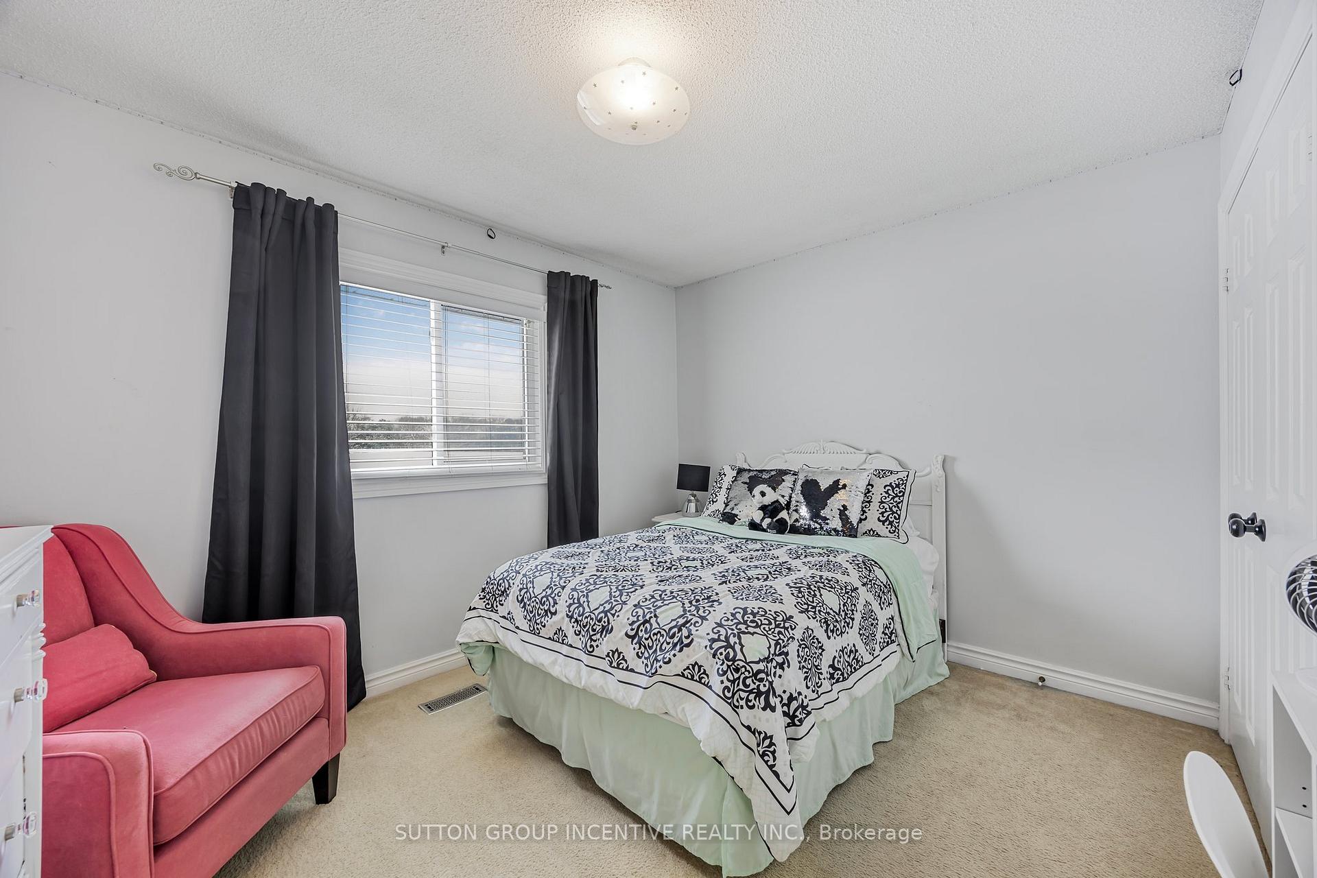 Photo 21 of 21 Callaghan Drive, Barrie, Letitia Heights — HOMEH