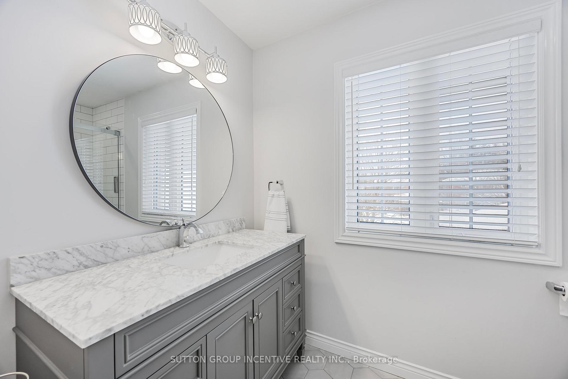 Photo 24 of 21 Callaghan Drive, Barrie, Letitia Heights — HOMEH