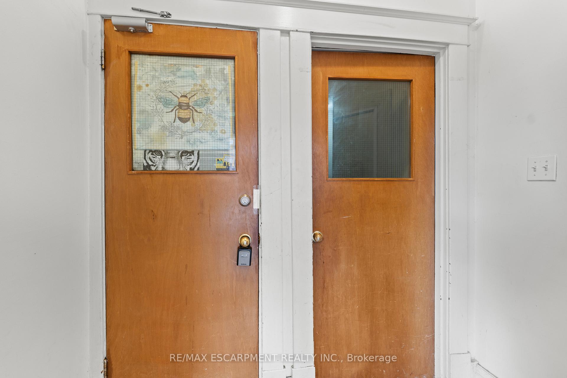Photo 6 of 14 Norway Avenue, Hamilton, Blakeley — HOMEH