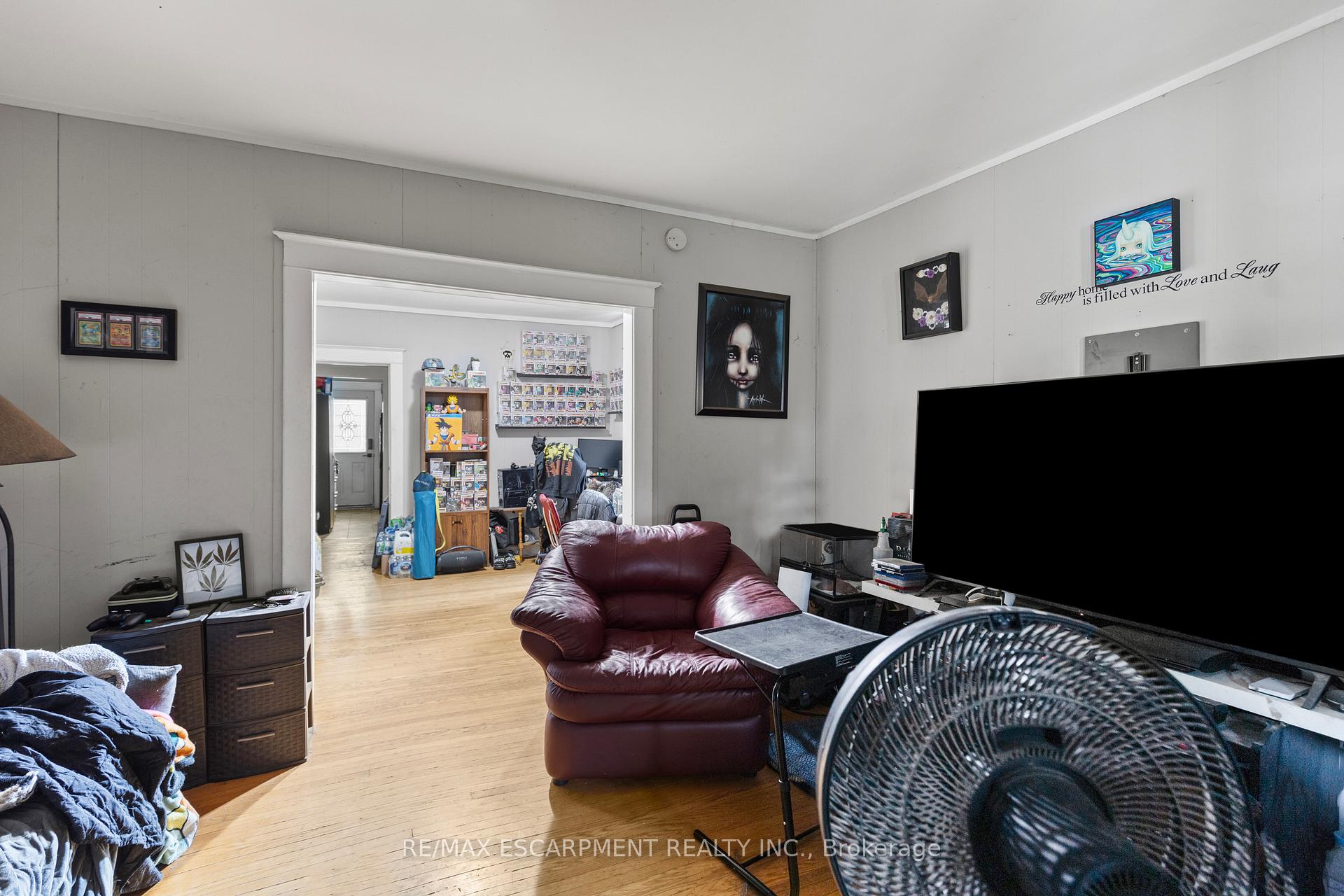 Photo 8 of 14 Norway Avenue, Hamilton, Blakeley — HOMEH