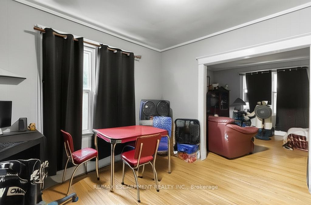 Photo 9 of 14 Norway Avenue, Hamilton, Blakeley — HOMEH