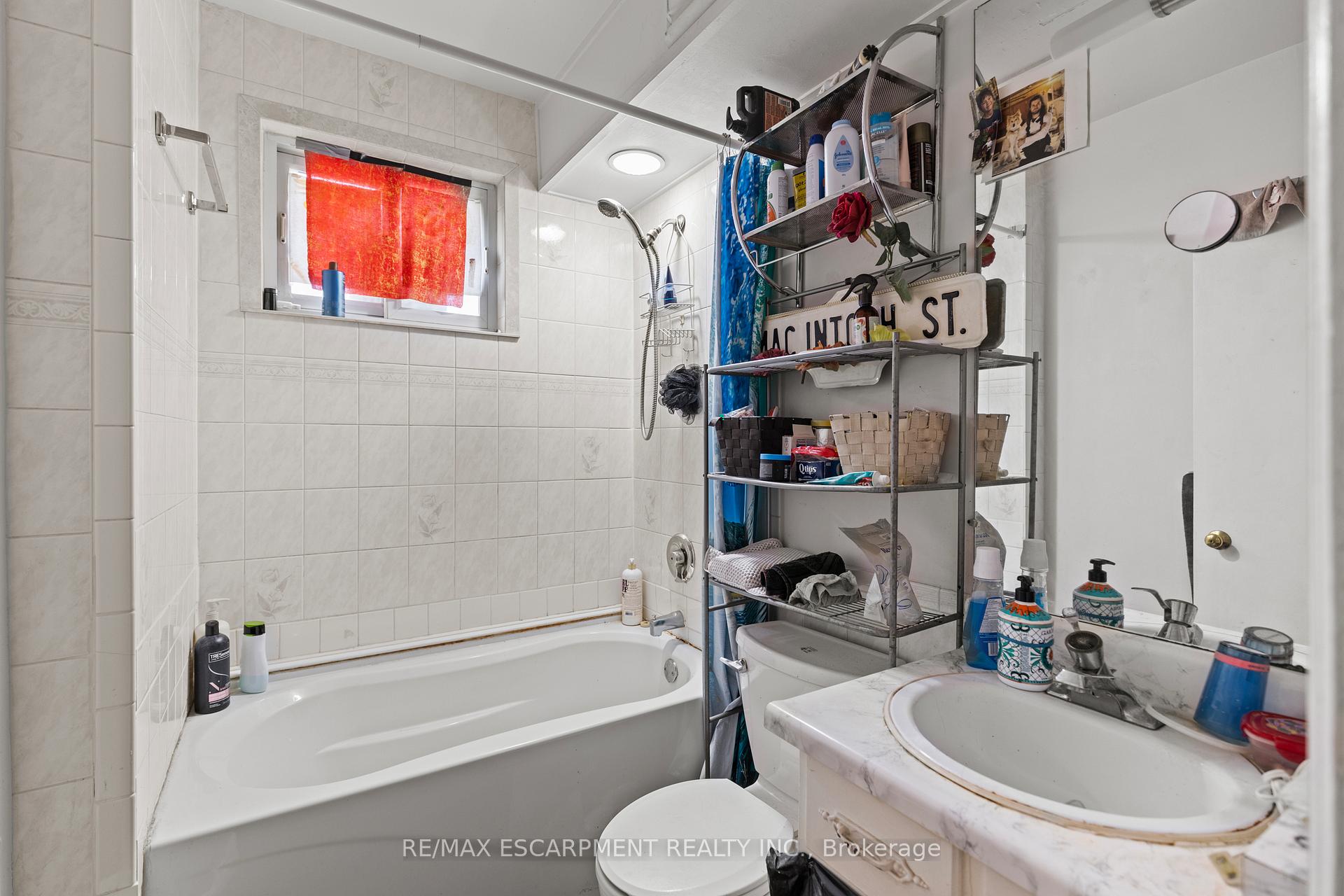 Photo 19 of 14 Norway Avenue, Hamilton, Blakeley — HOMEH