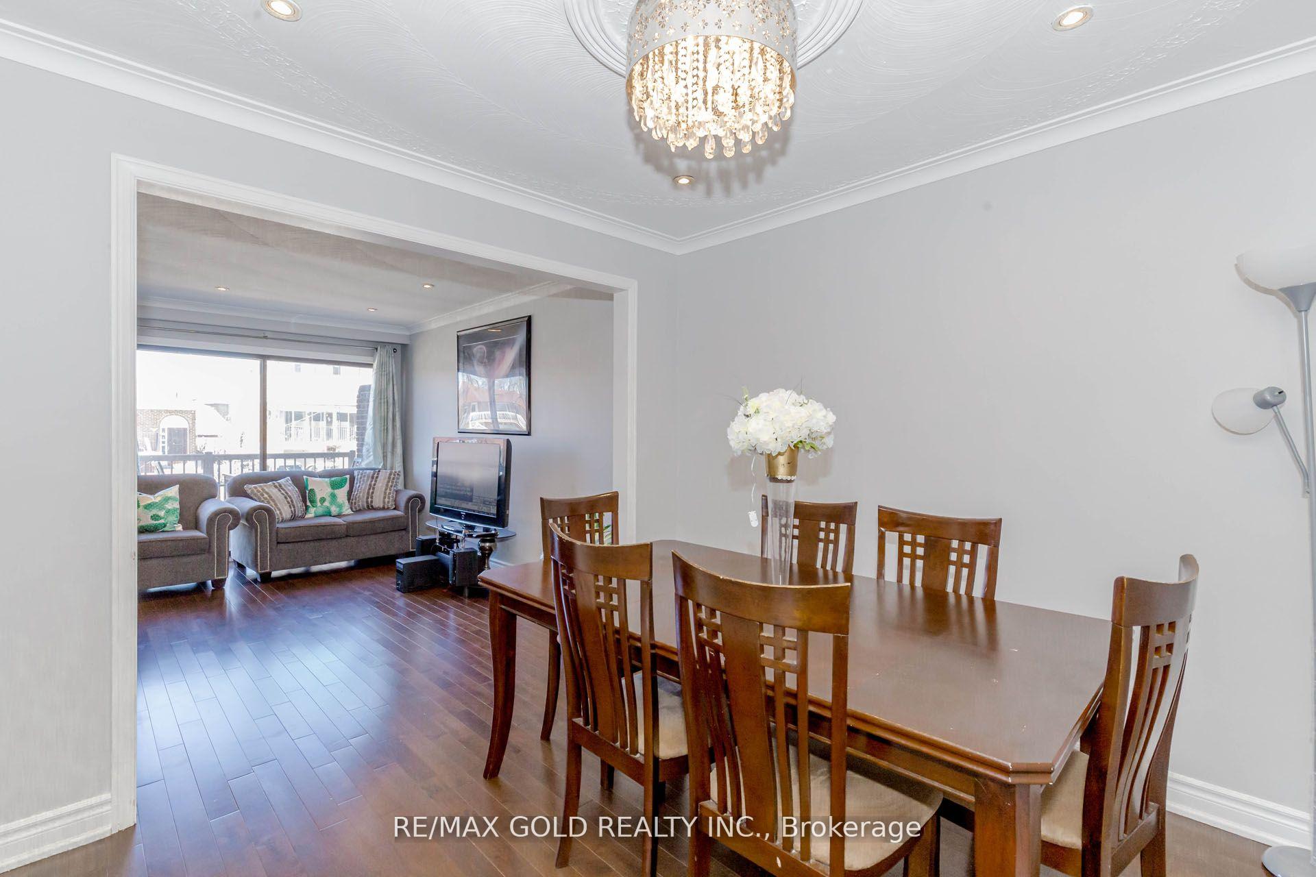 Photo 8 of 298 Royal Salisbury Way, Brampton, Madoc — HOMEH