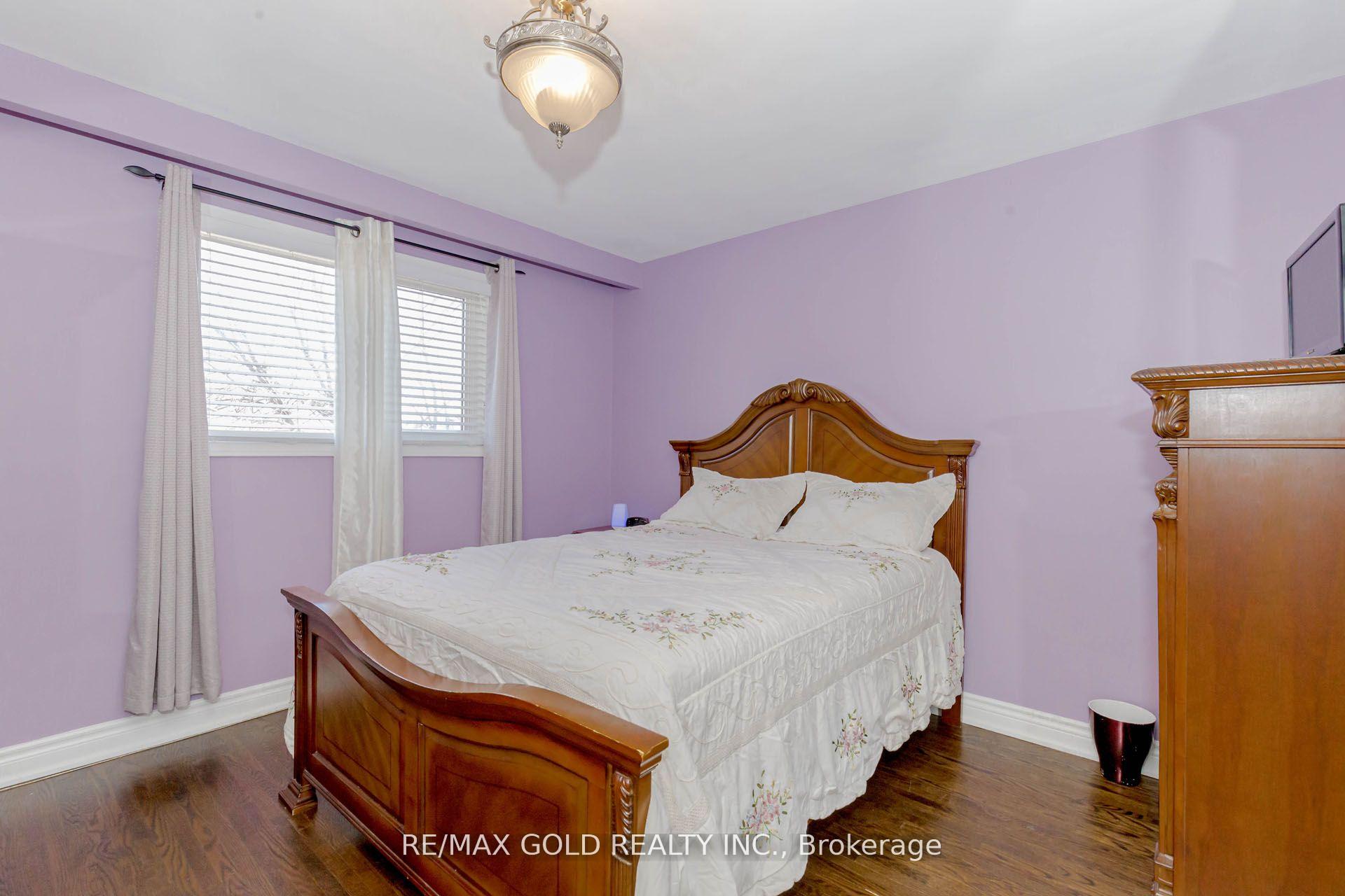 Photo 20 of 298 Royal Salisbury Way, Brampton, Madoc — HOMEH