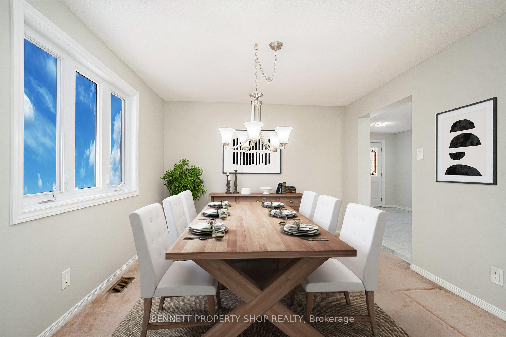 Photo 9 of 13 Felstead Gardens, Ottawa, Barrhaven - Cedargrove/Fraserdale — HOMEH