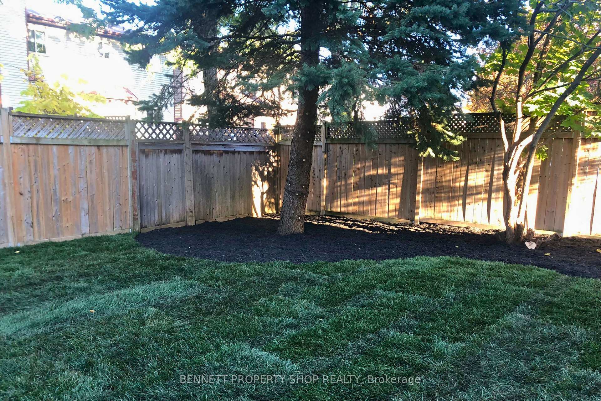 Photo 24 of 13 Felstead Gardens, Ottawa, Barrhaven - Cedargrove/Fraserdale — HOMEH