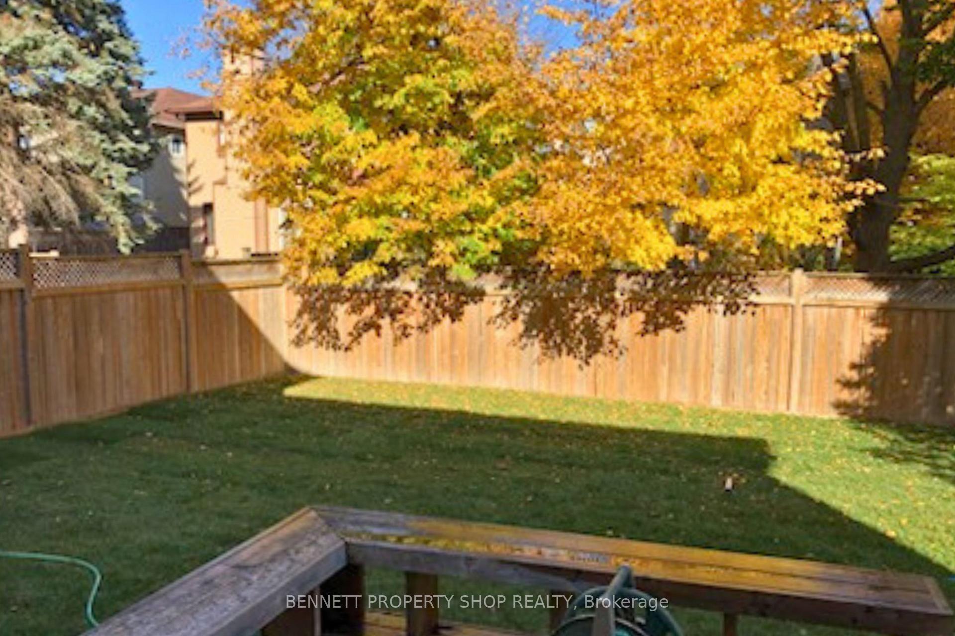 Photo 25 of 13 Felstead Gardens, Ottawa, Barrhaven - Cedargrove/Fraserdale — HOMEH
