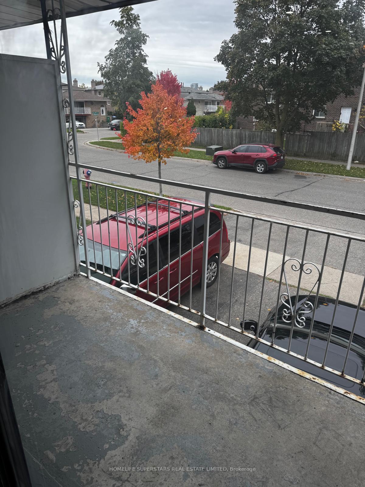 Photo 23 of 379 Archdekin Drive W, Brampton, Madoc — HOMEH