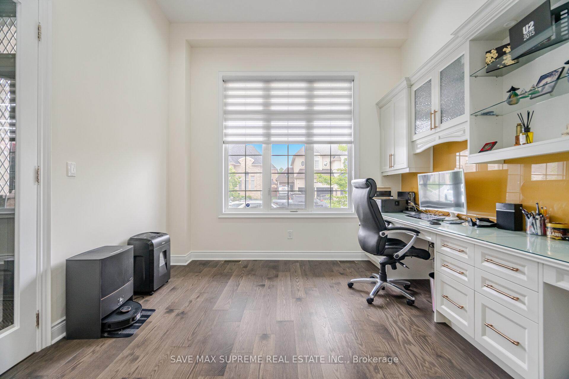 Photo 15 of 12 Astrantia Way, Brampton, Credit Valley — HOMEH