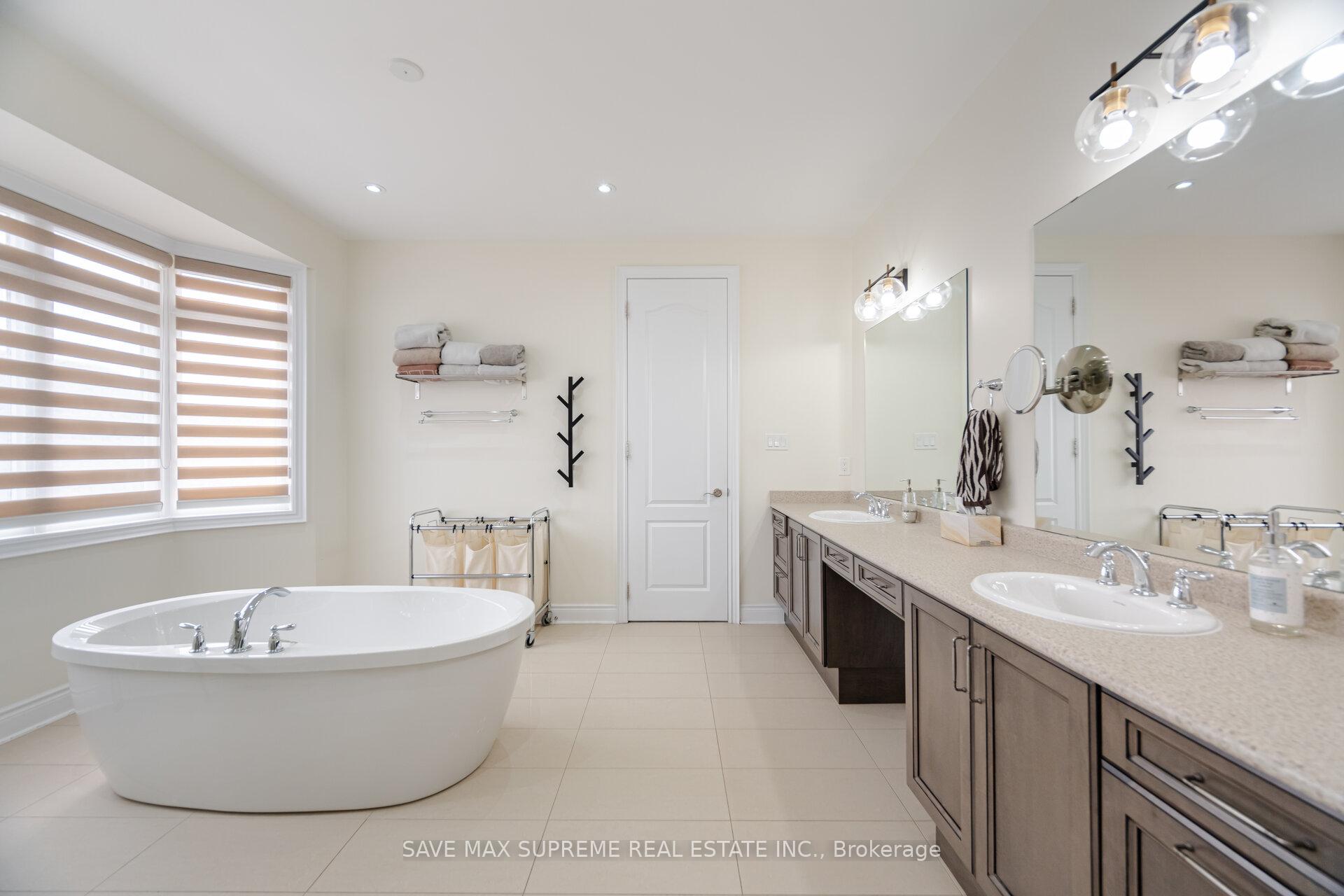 Photo 28 of 12 Astrantia Way, Brampton, Credit Valley — HOMEH