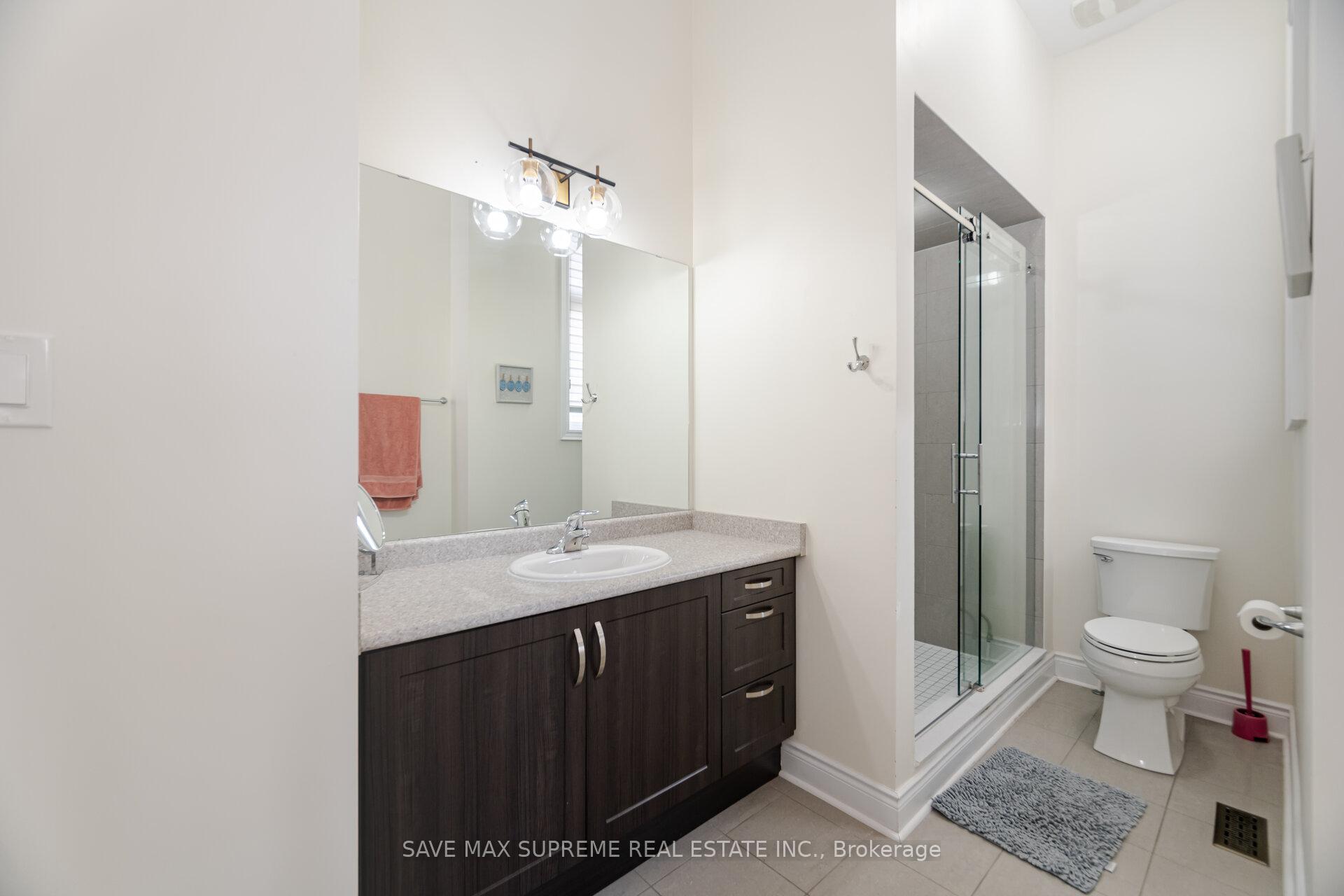 Photo 32 of 12 Astrantia Way, Brampton, Credit Valley — HOMEH