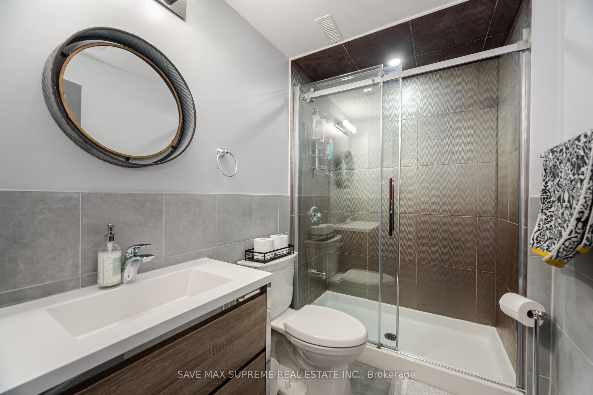 Photo 50 of 12 Astrantia Way, Brampton, Credit Valley — HOMEH