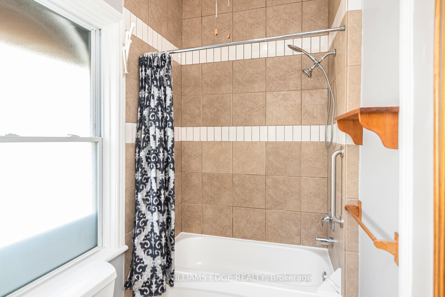 Photo 14 of 77 Cathcart Street, Hamilton, Beasley — HOMEH
