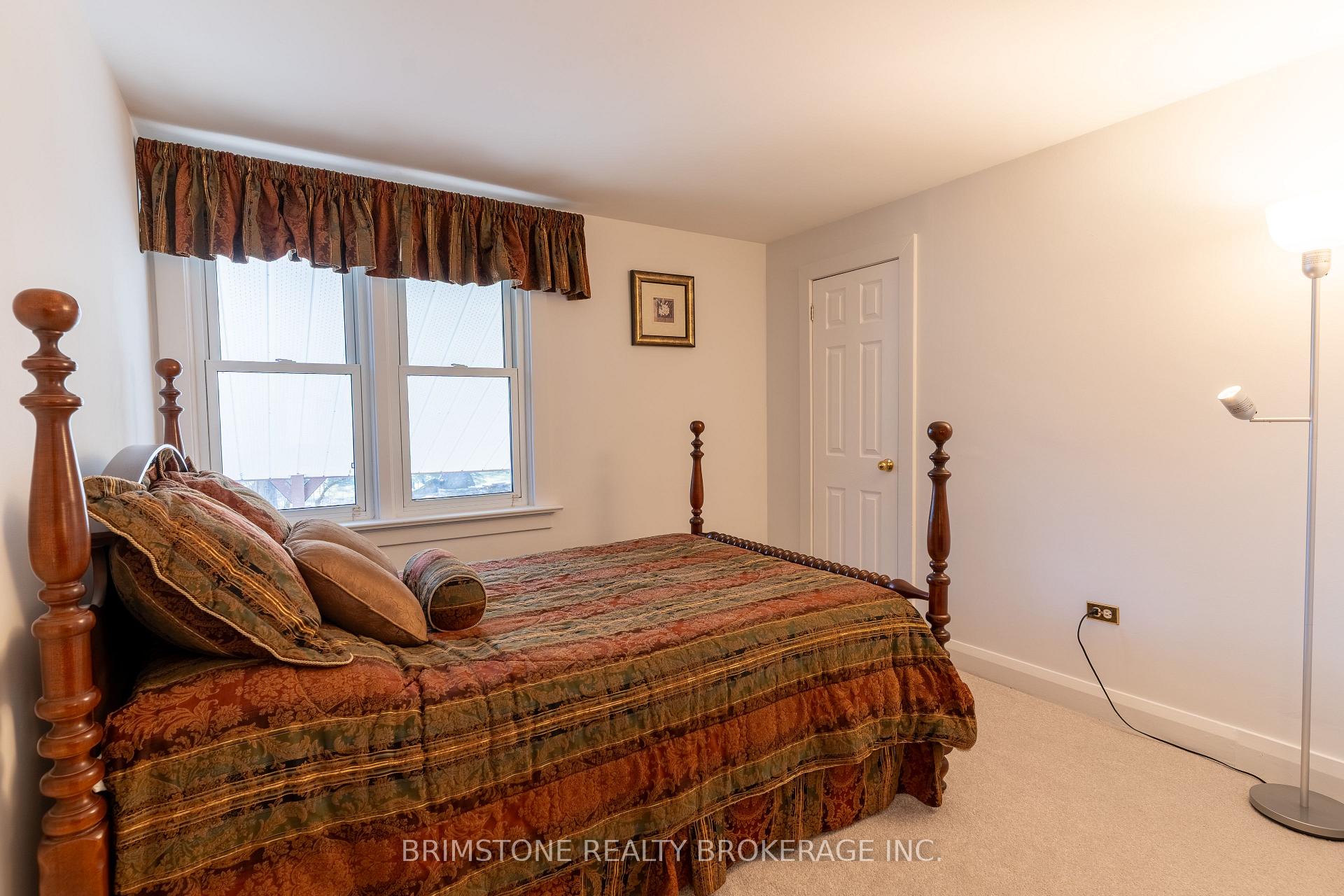 Photo 9 of 37 Alfred Street, Barrie, Allandale — HOMEH