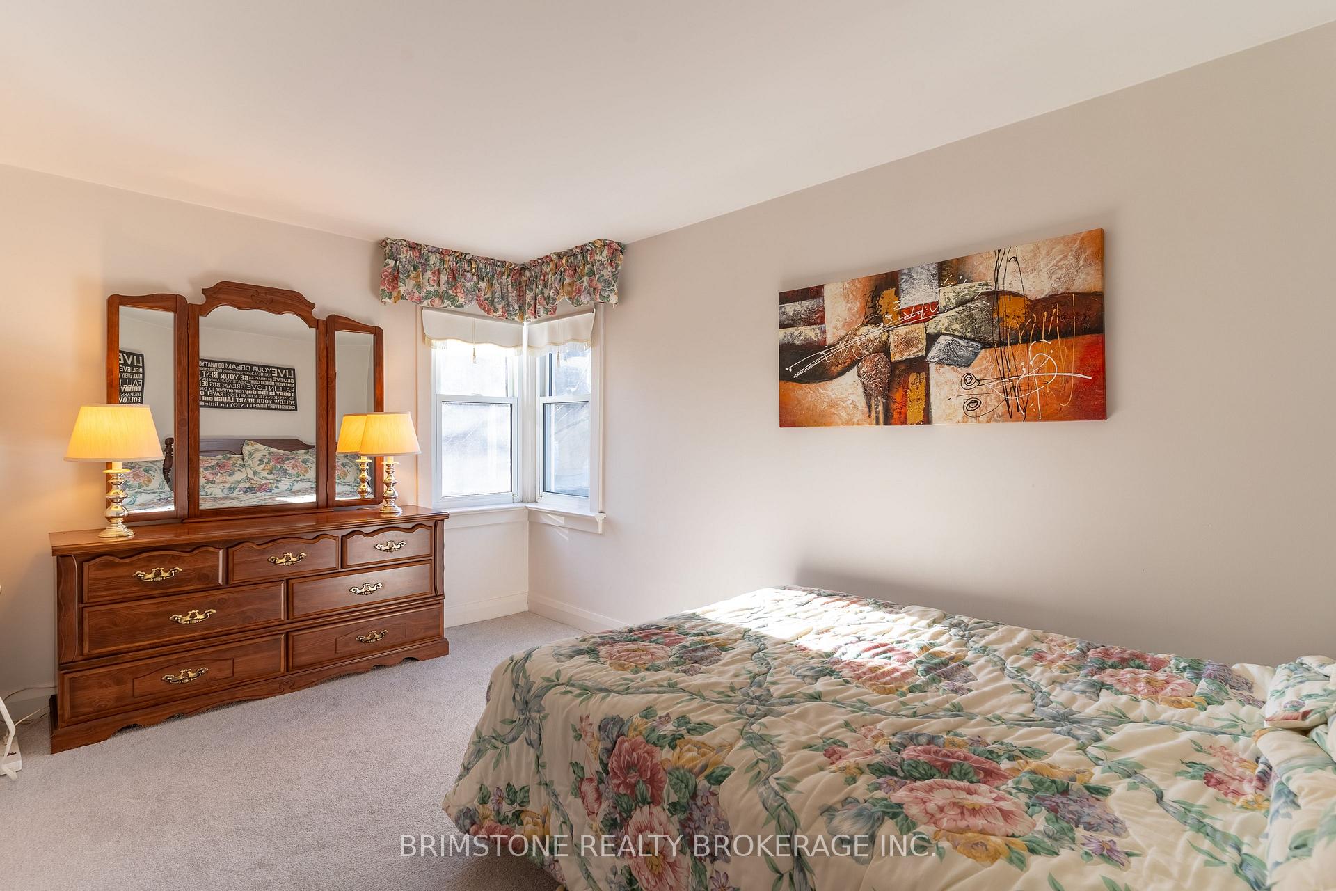 Photo 11 of 37 Alfred Street, Barrie, Allandale — HOMEH