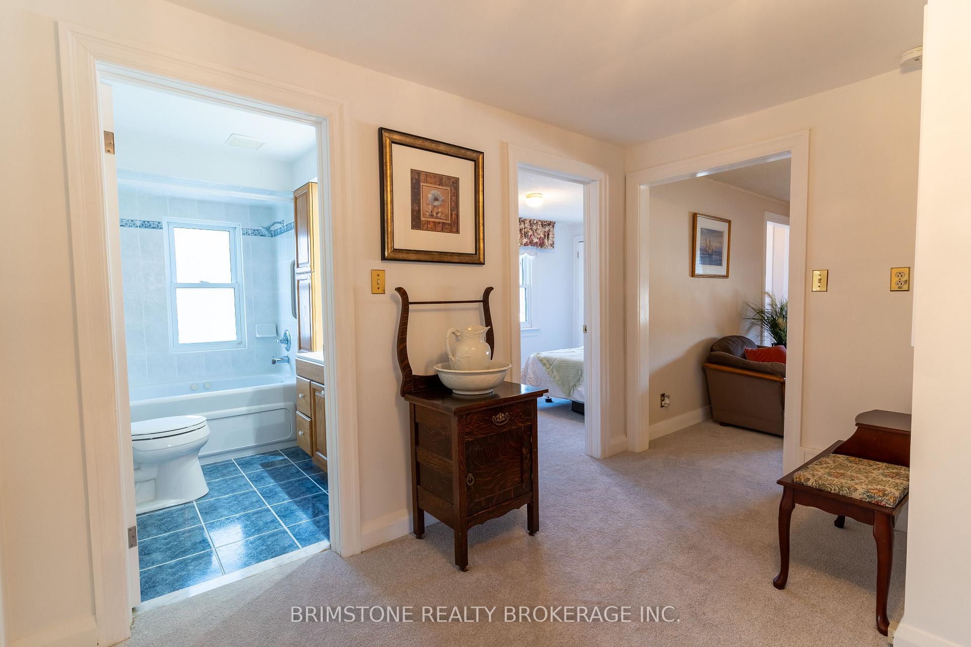 Photo 14 of 37 Alfred Street, Barrie, Allandale — HOMEH