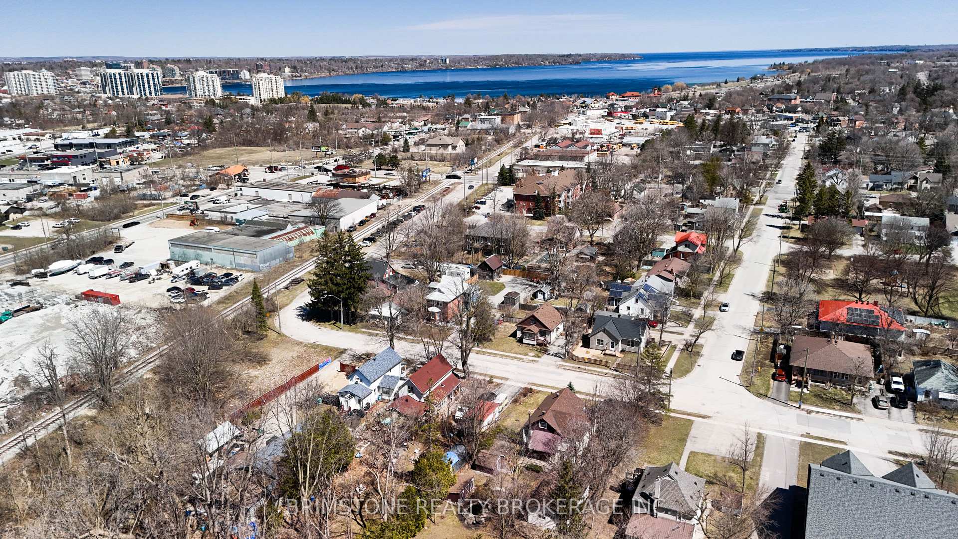 Photo 31 of 37 Alfred Street, Barrie, Allandale — HOMEH