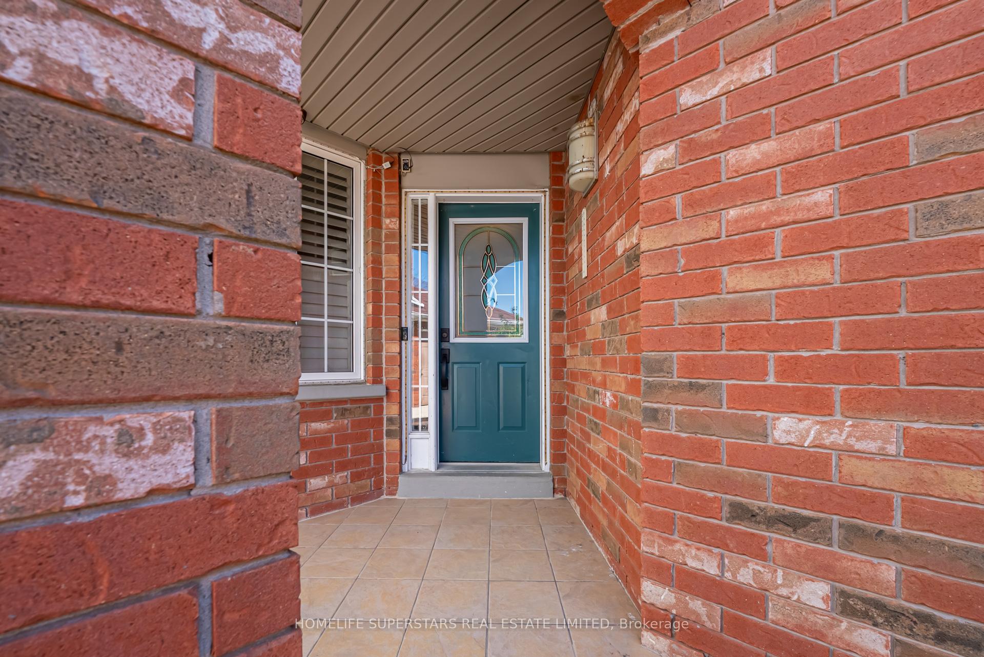 Photo 3 of 169 Cordgrass Crescent, Brampton, Sandringham-Wellington — HOMEH