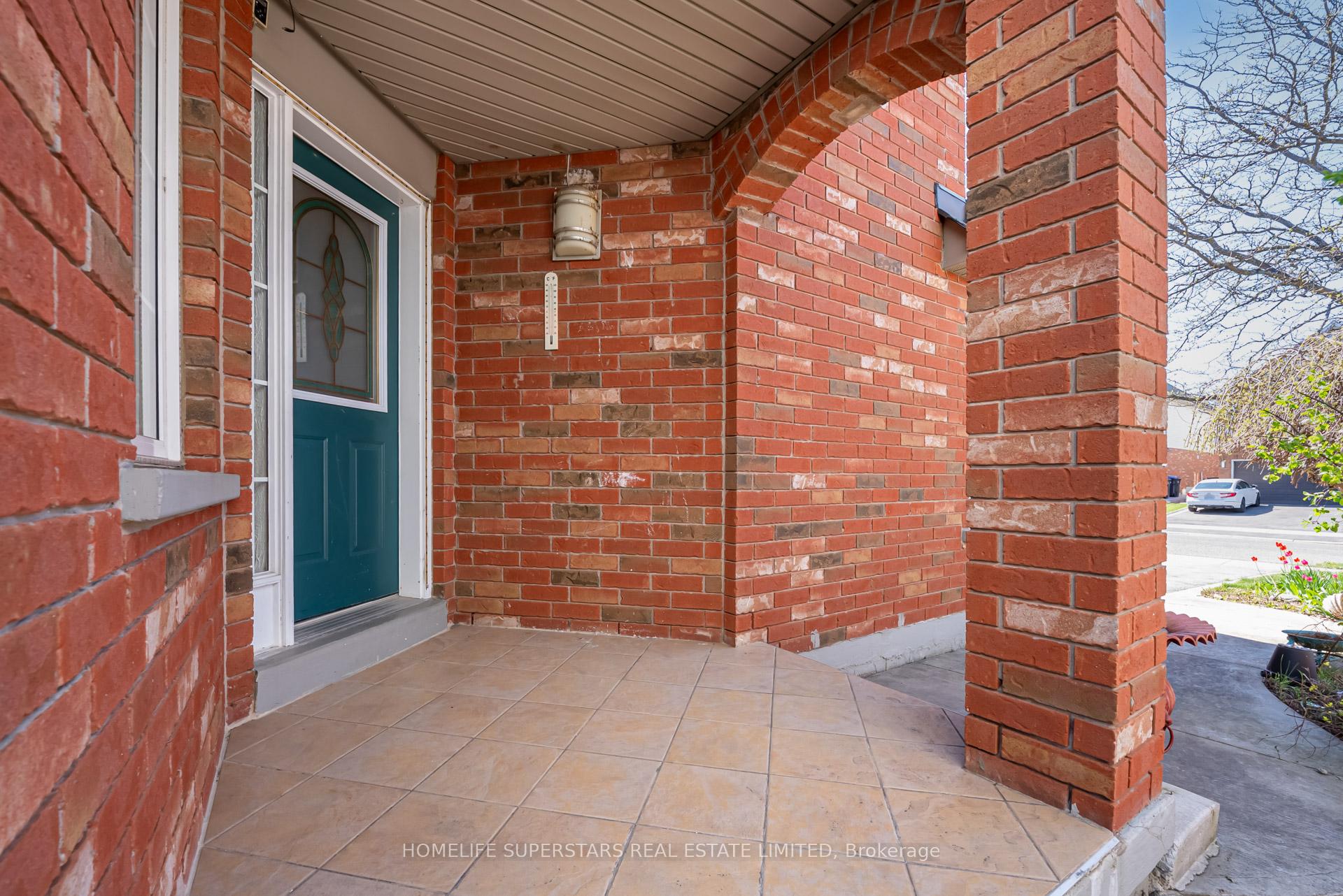 Photo 7 of 169 Cordgrass Crescent, Brampton, Sandringham-Wellington — HOMEH