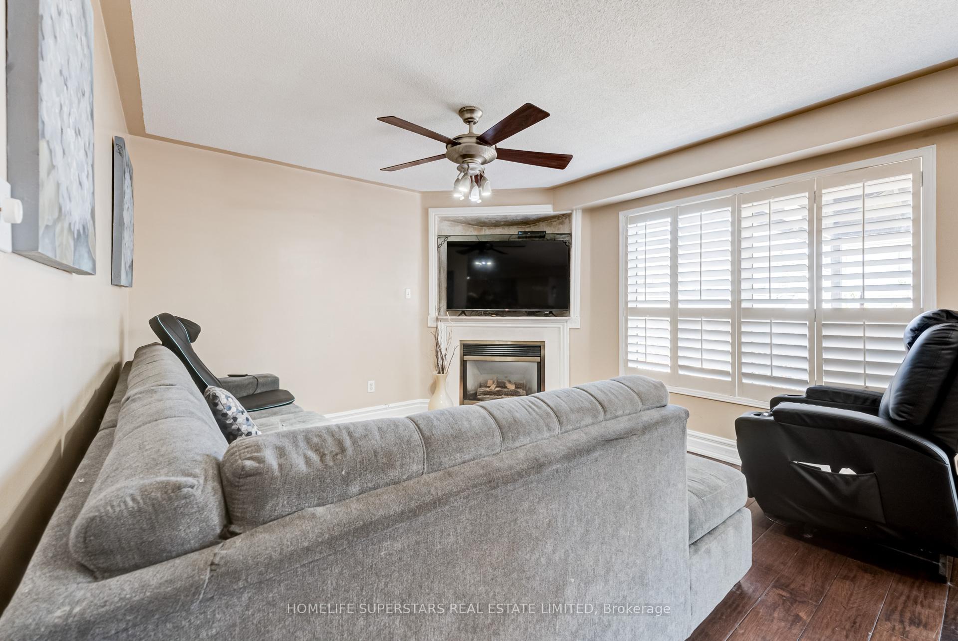 Photo 2 of 169 Cordgrass Crescent, Brampton, Sandringham-Wellington — HOMEH