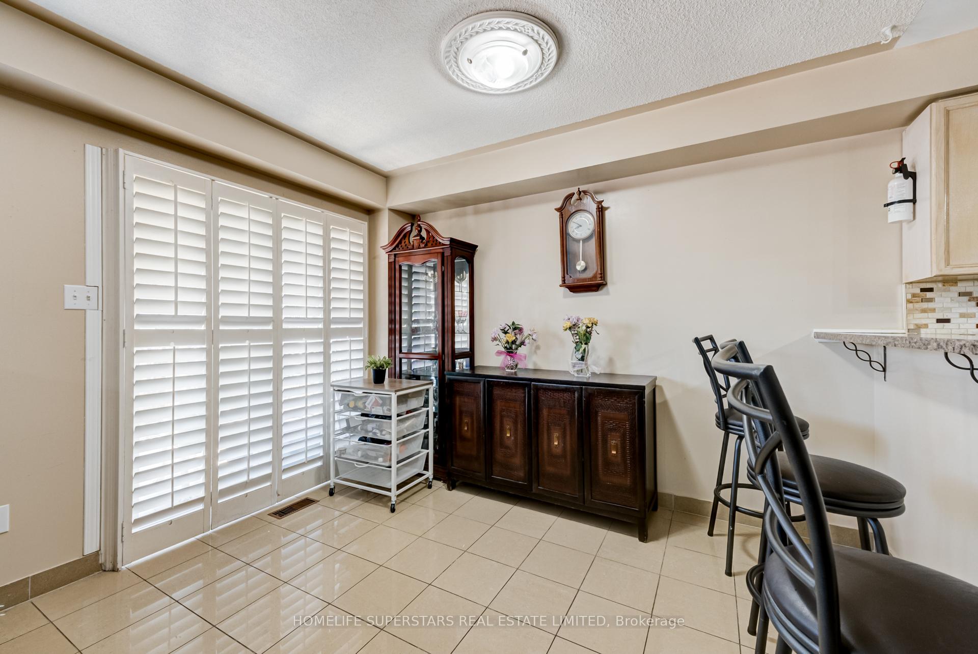 Photo 16 of 169 Cordgrass Crescent, Brampton, Sandringham-Wellington — HOMEH