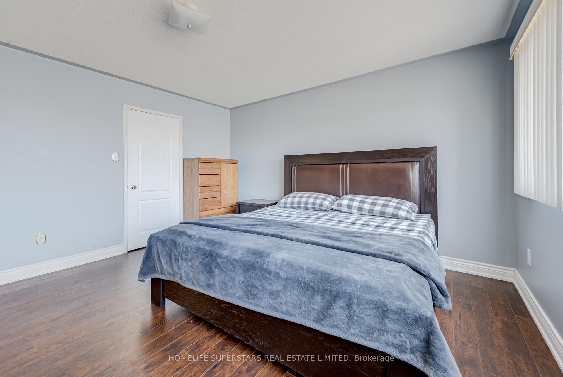 Photo 13 of 169 Cordgrass Crescent, Brampton, Sandringham-Wellington — HOMEH