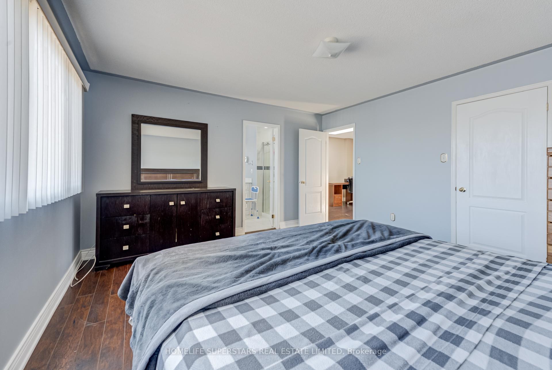 Photo 19 of 169 Cordgrass Crescent, Brampton, Sandringham-Wellington — HOMEH