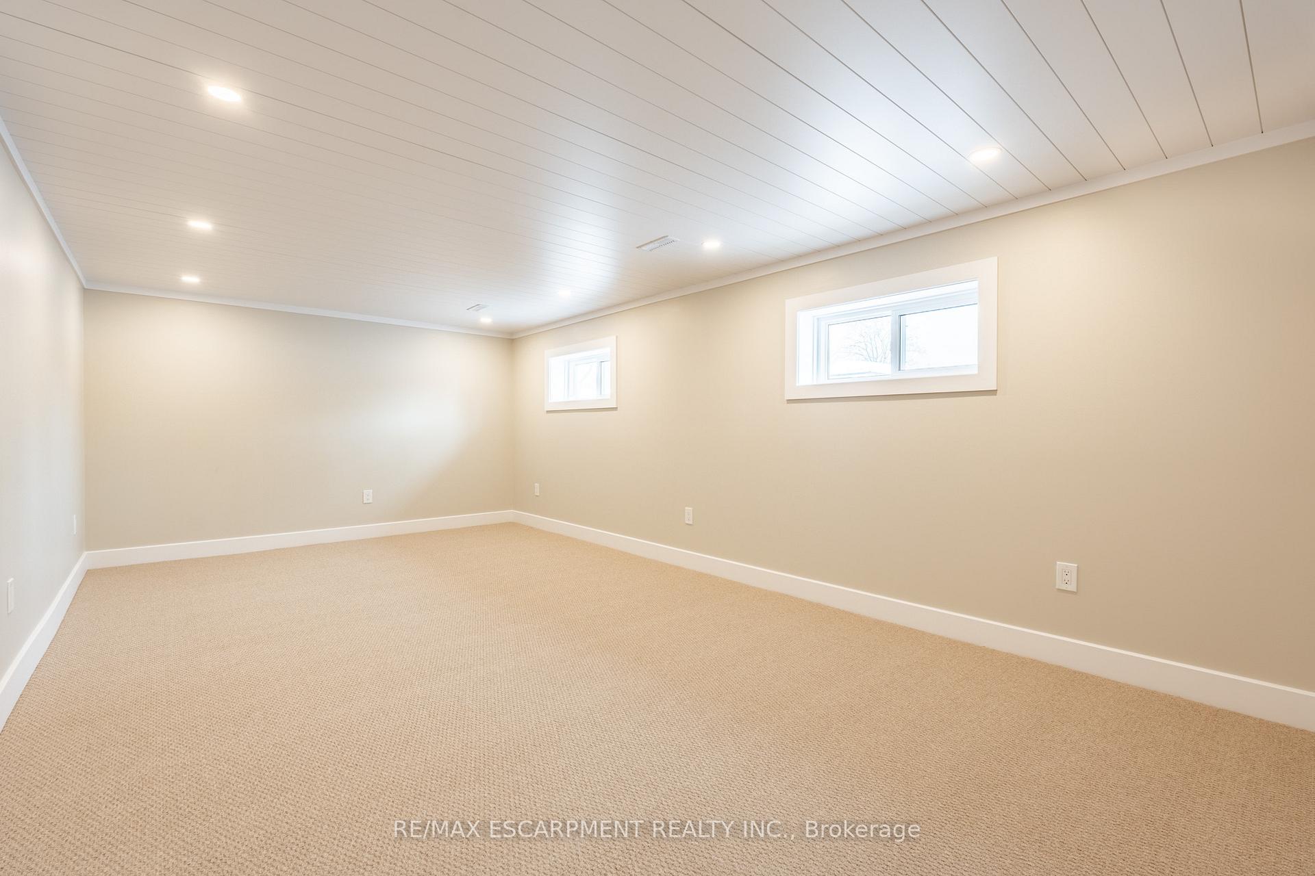 Photo 19 of 4307 Longmoor Drive, Burlington, Shoreacres — HOMEH
