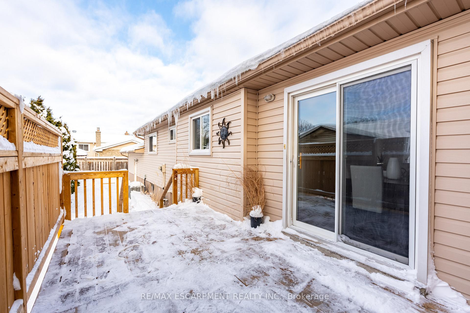 Photo 27 of 4307 Longmoor Drive, Burlington, Shoreacres — HOMEH