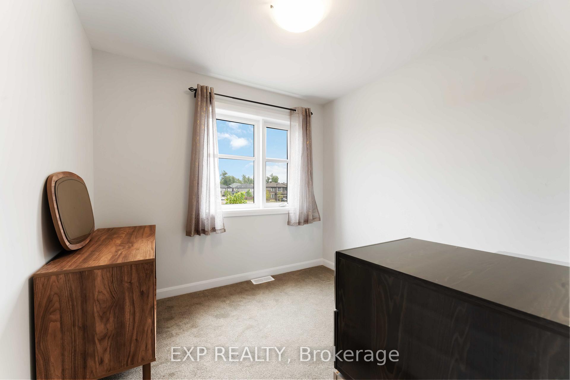 Photo 32 of 729 Doneraile Walk, Ottawa, Barrhaven - Half Moon Bay — HOMEH