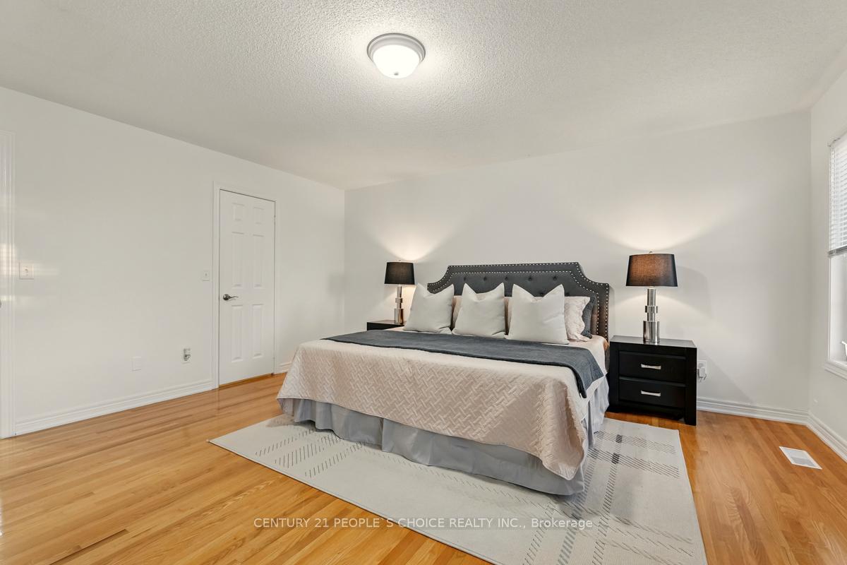 Photo 20 of 67 Gallucci Crescent, Brampton, Bram East — HOMEH