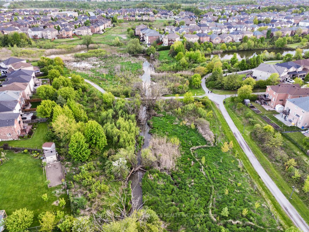 Photo 38 of 67 Gallucci Crescent, Brampton, Bram East — HOMEH