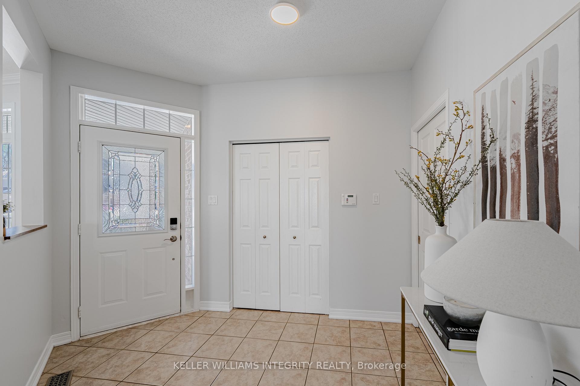 Photo 5 of 72 Upney Drive, Ottawa, Barrhaven - Longfields — HOMEH