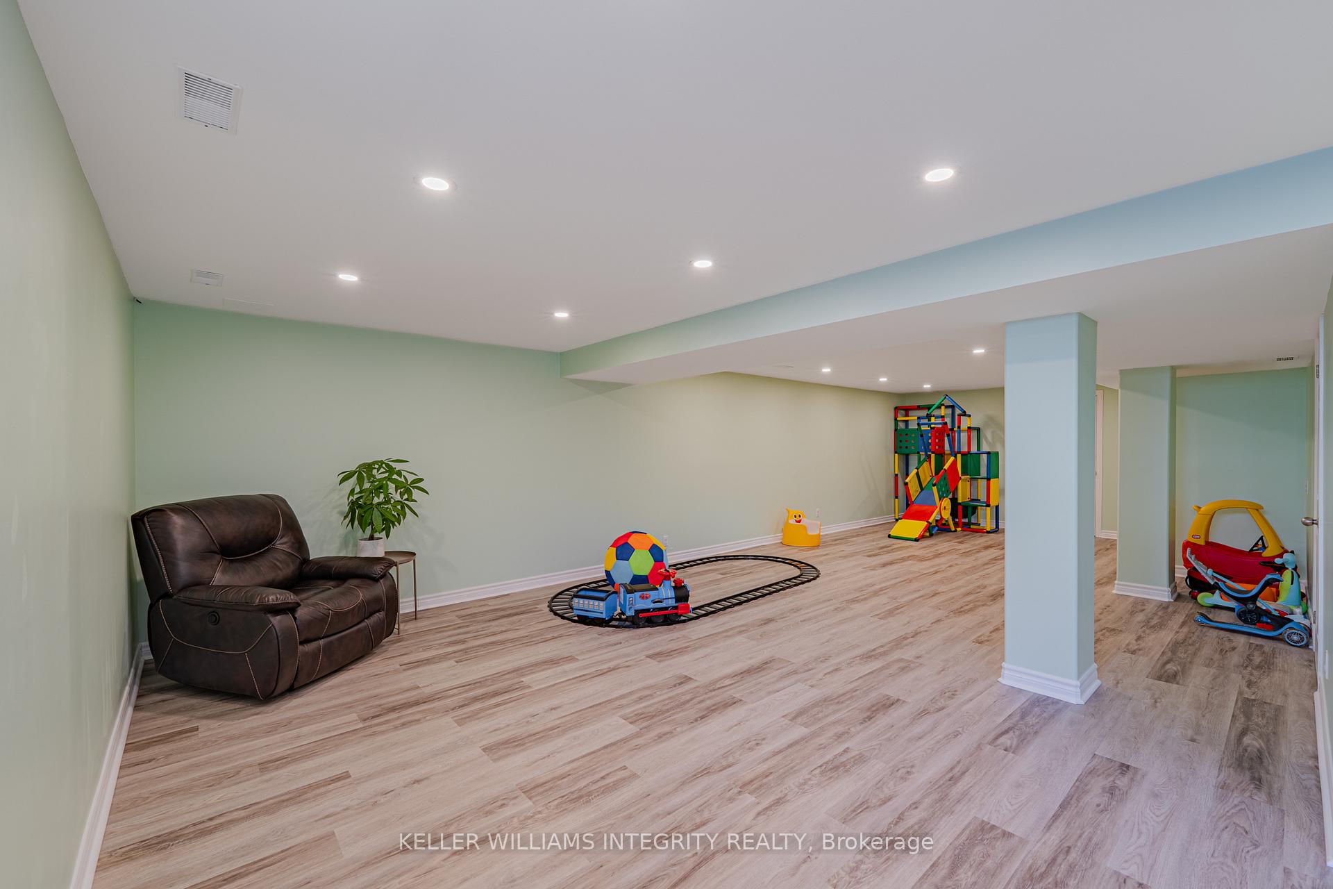 Photo 43 of 72 Upney Drive, Ottawa, Barrhaven - Longfields — HOMEH