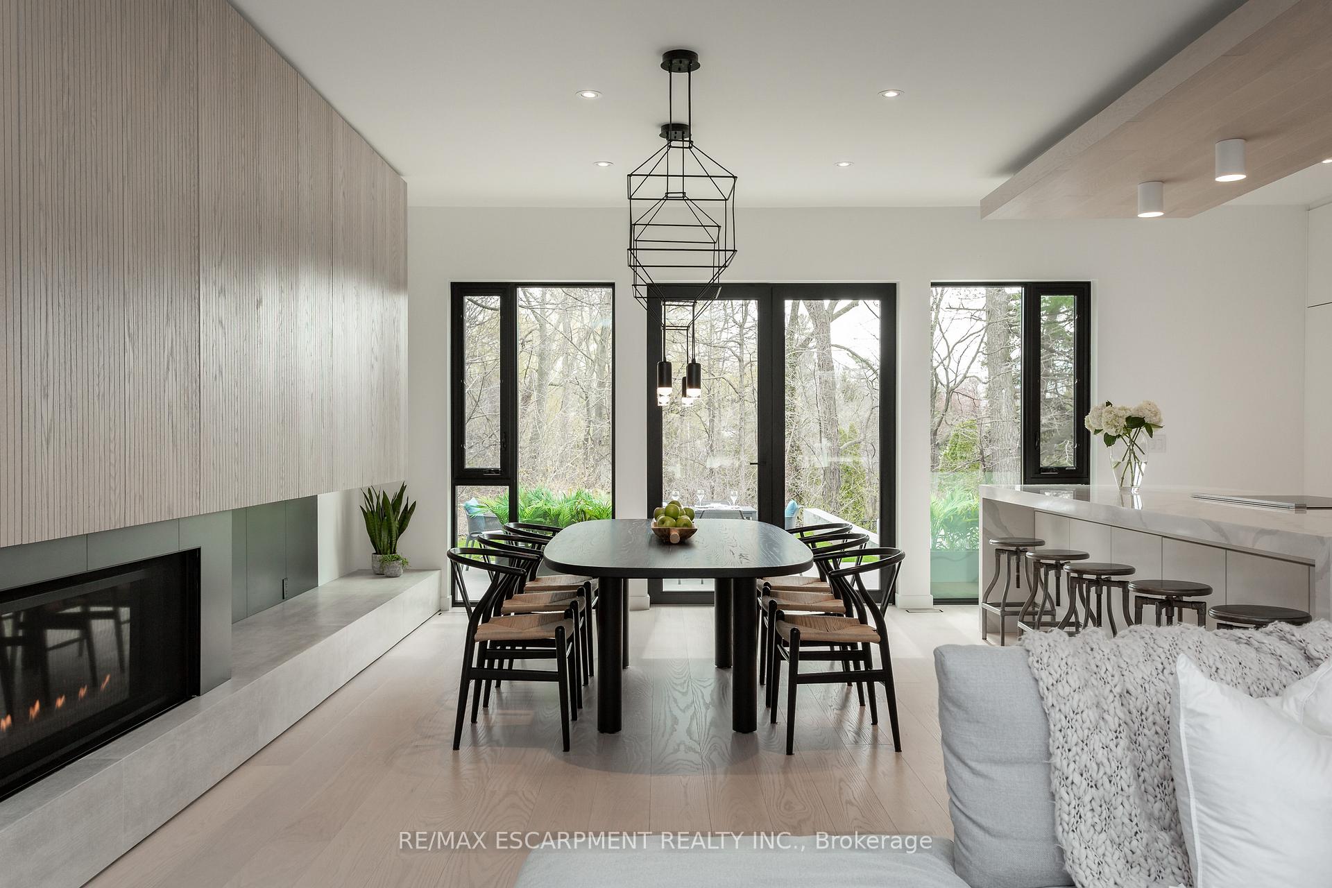 Photo 8 of 5008 Spruce Avenue, Burlington, Appleby — HOMEH