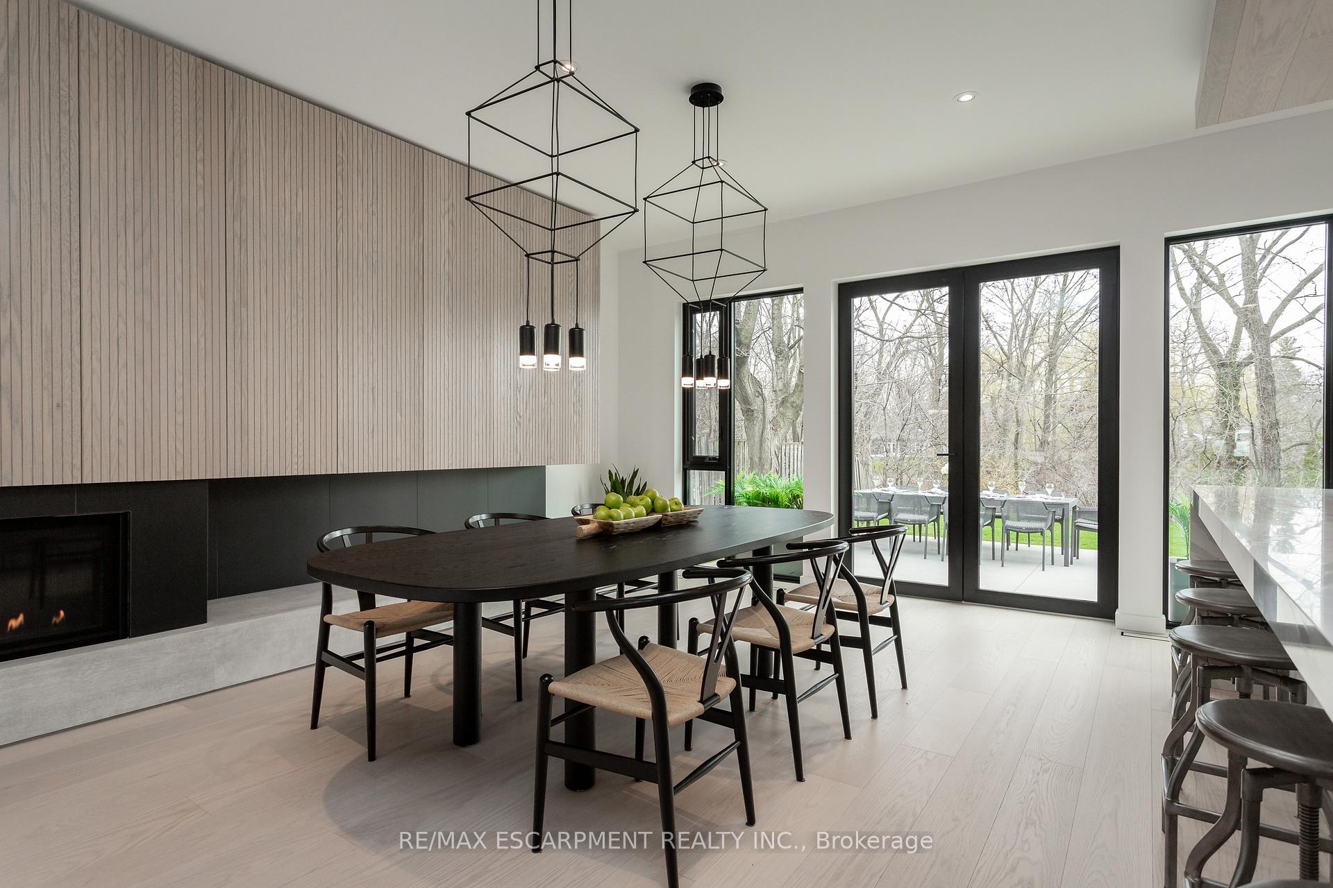Photo 9 of 5008 Spruce Avenue, Burlington, Appleby — HOMEH