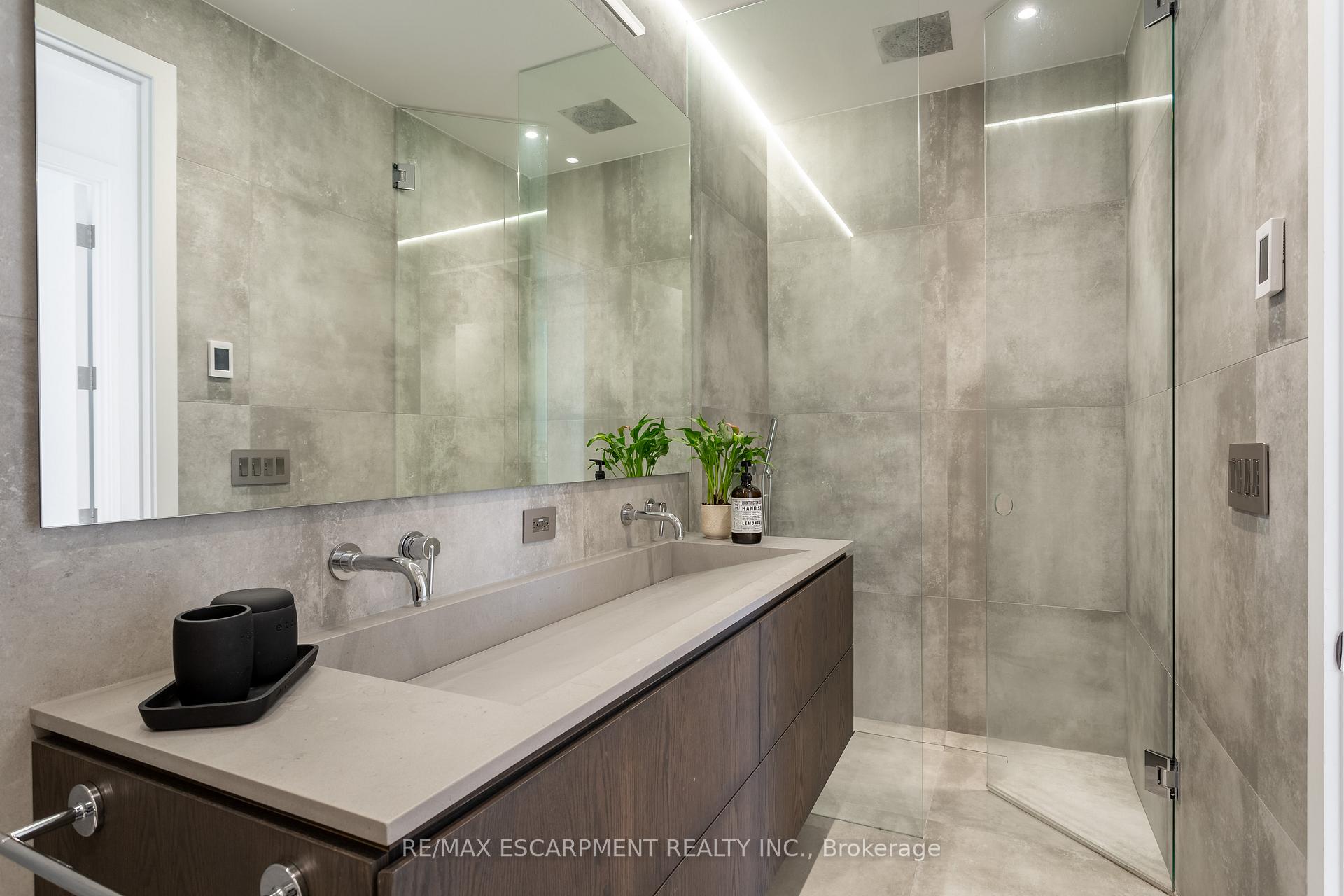 Photo 27 of 5008 Spruce Avenue, Burlington, Appleby — HOMEH