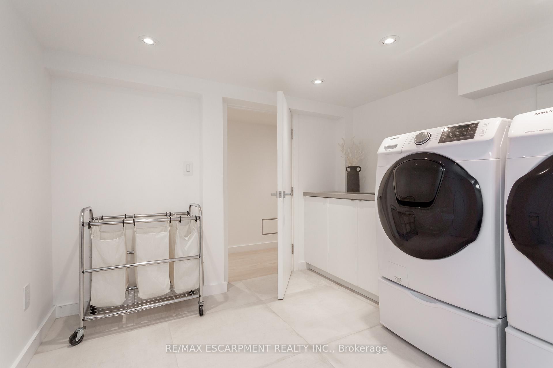 Photo 30 of 5008 Spruce Avenue, Burlington, Appleby — HOMEH